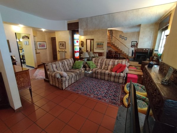 appartamento in vendita a Macherio