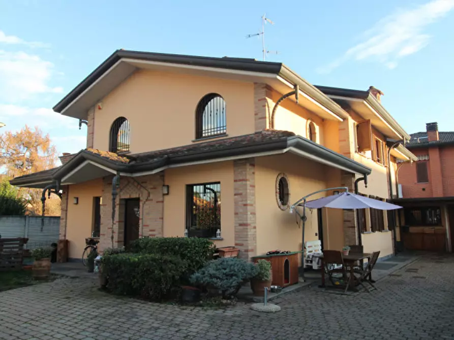 casa indipendente in vendita a Macherio