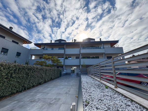 appartamento in vendita a Macherio