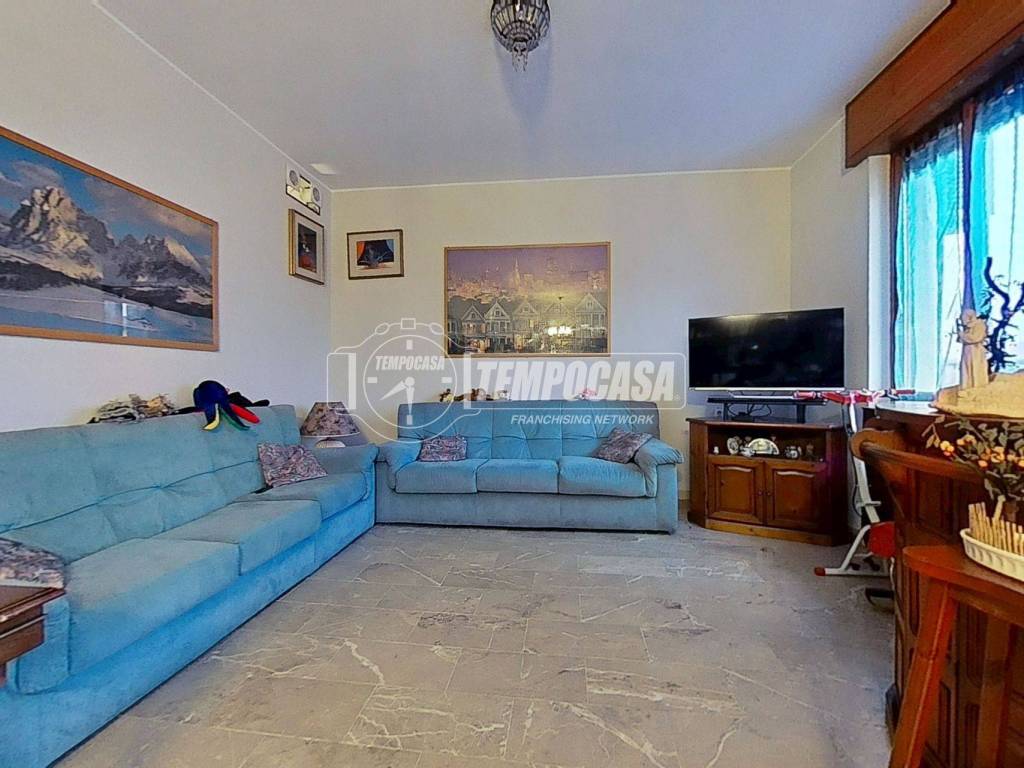 appartamento in vendita a Macherio