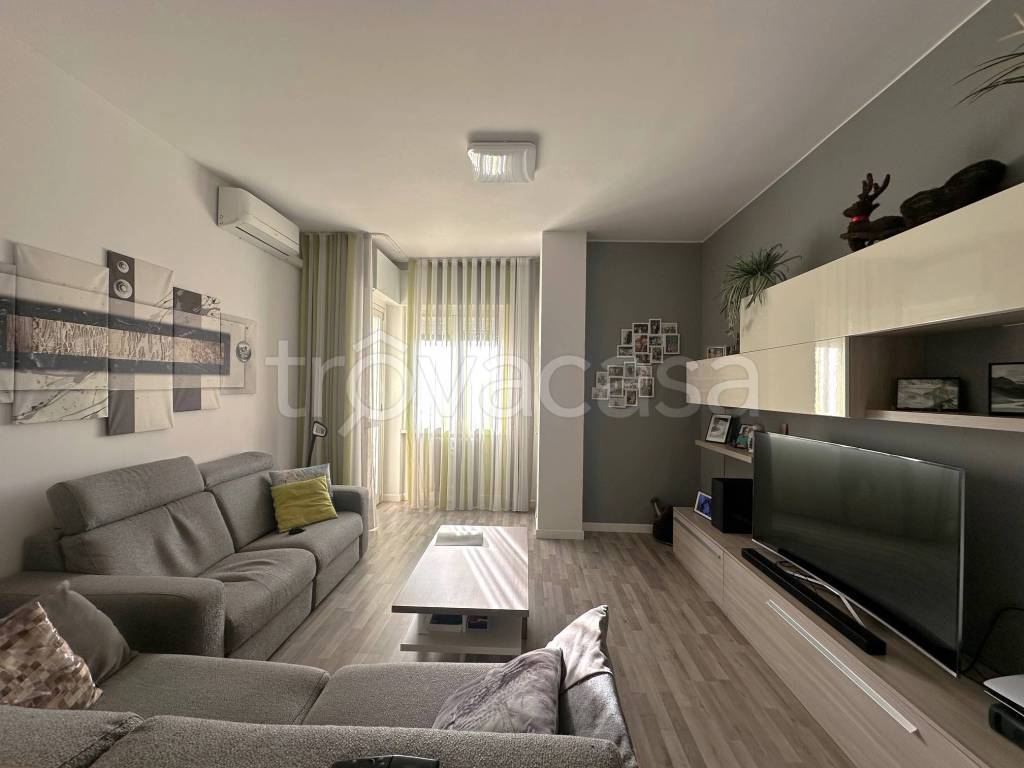 appartamento in vendita a Macherio