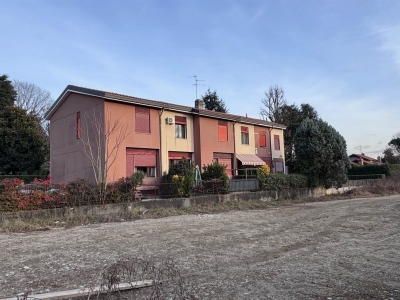 casa indipendente in vendita a Macherio
