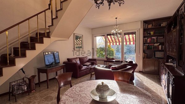 appartamento in vendita a Macherio