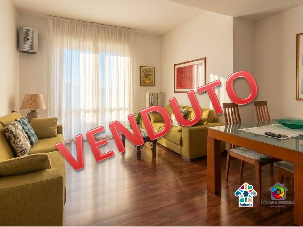 appartamento in vendita a Macherio