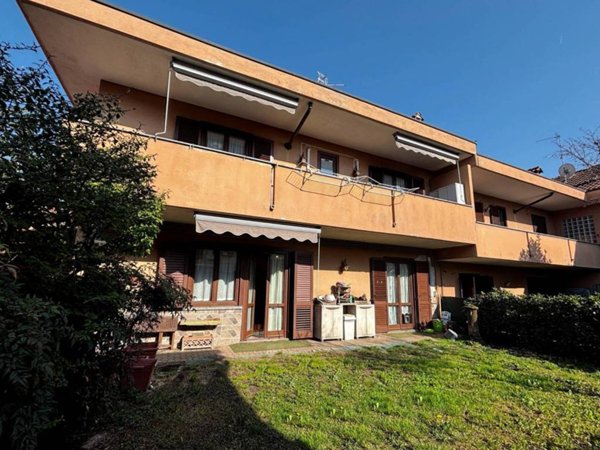 casa indipendente in vendita a Macherio