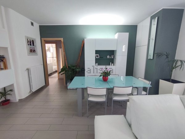 appartamento in vendita a Macherio in zona Bareggia