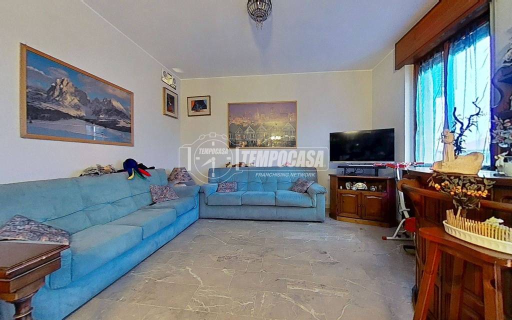 appartamento in vendita a Macherio in zona Belvedere