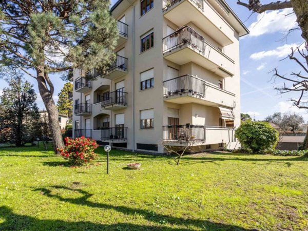 appartamento in vendita a Macherio