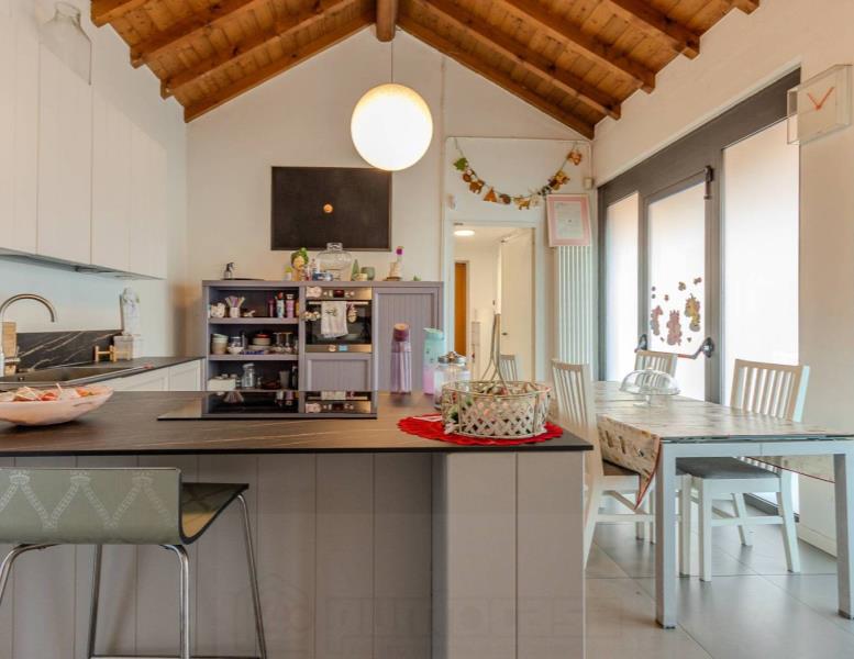 appartamento in vendita a Macherio