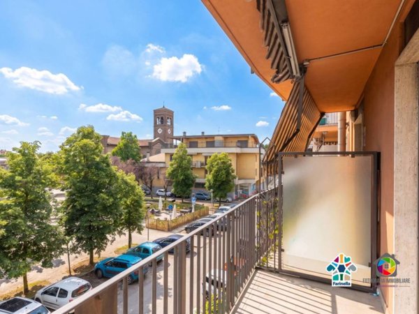 appartamento in vendita a Macherio in zona Bareggia