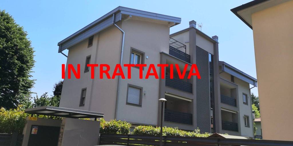 appartamento in vendita a Macherio in zona Belvedere