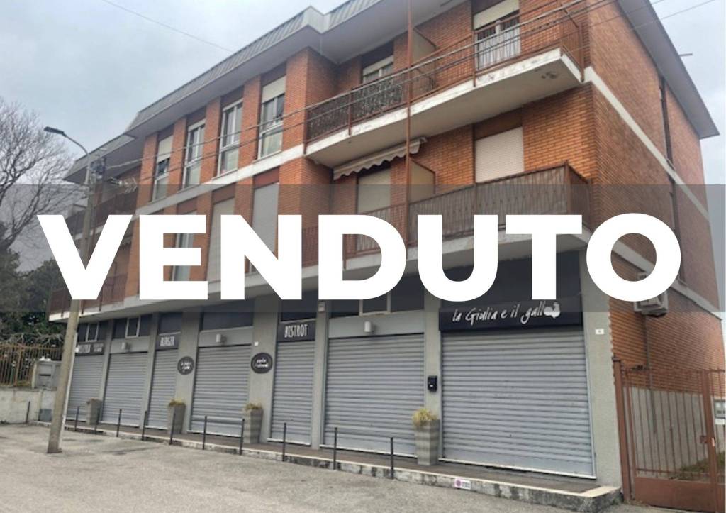 appartamento in vendita a Macherio in zona Belvedere