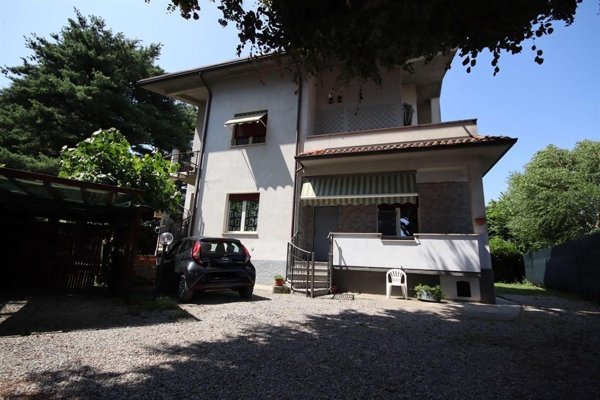 appartamento in vendita a Macherio