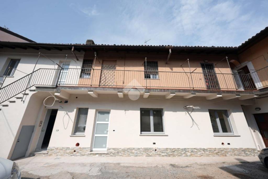 appartamento in vendita a Macherio in zona Belvedere