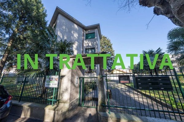 appartamento in vendita a Macherio in zona Belvedere