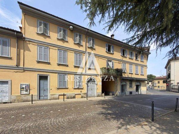 appartamento in vendita a Macherio in zona Belvedere