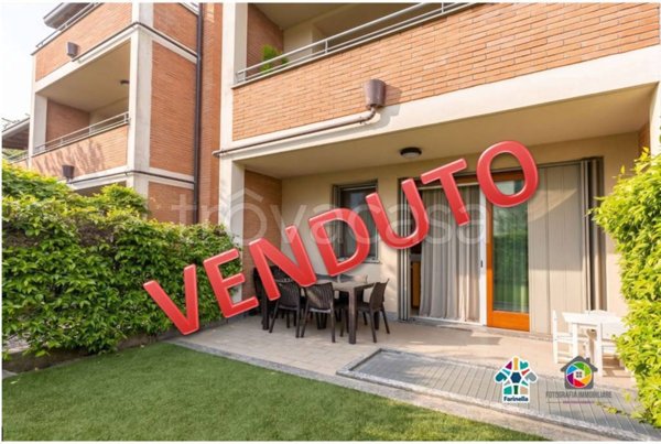 appartamento in vendita a Macherio in zona Belvedere
