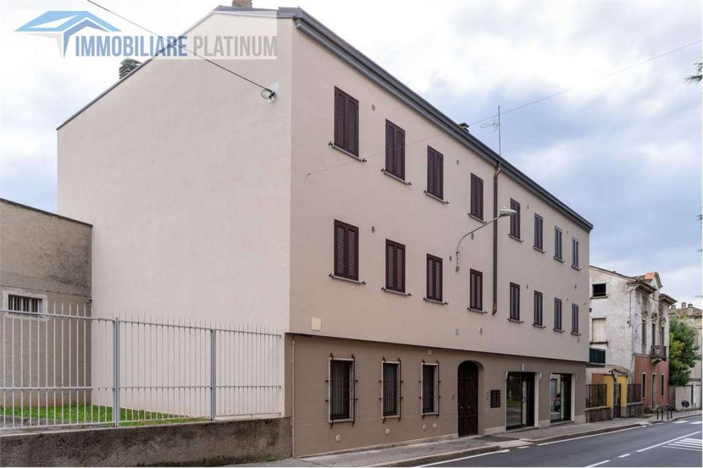 appartamento in vendita a Macherio in zona Belvedere