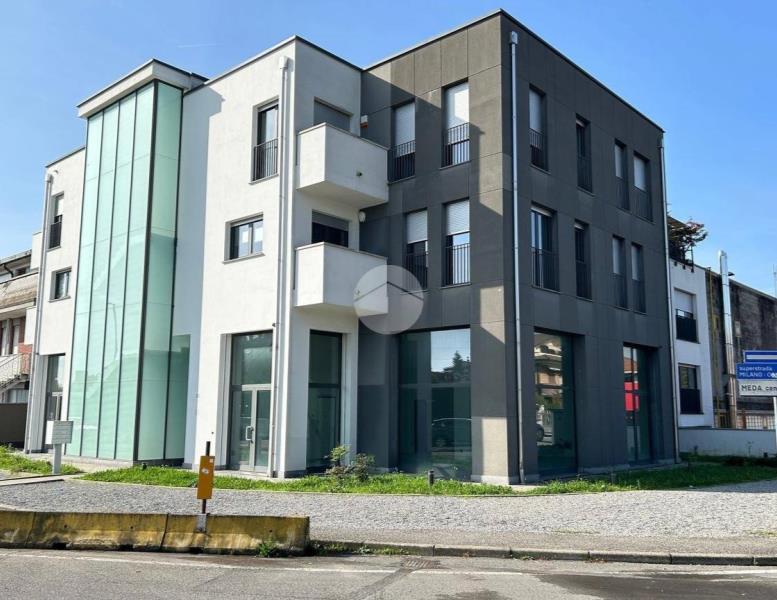 ufficio in vendita a Meda