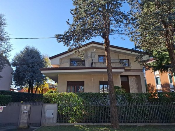 appartamento in vendita a Meda