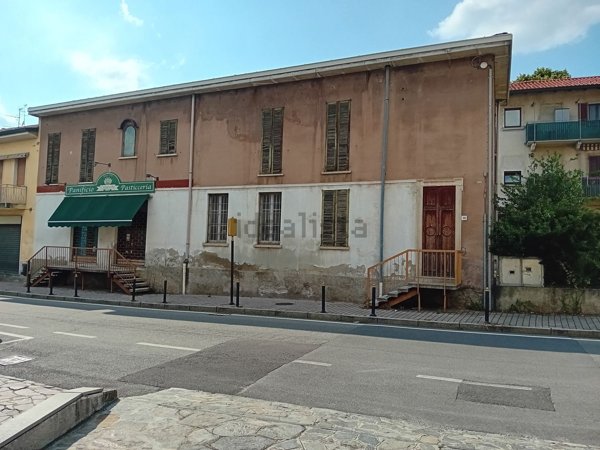 casa indipendente in vendita a Meda