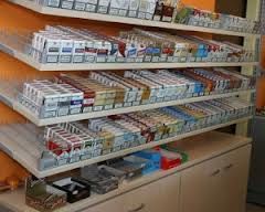 negozio in vendita a Meda
