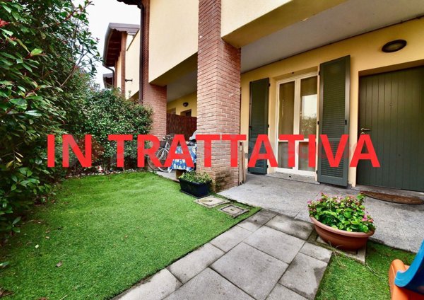 casa indipendente in vendita a Meda