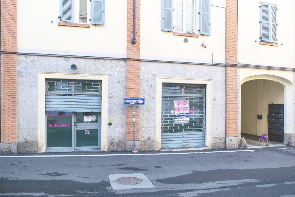 negozio in vendita a Meda