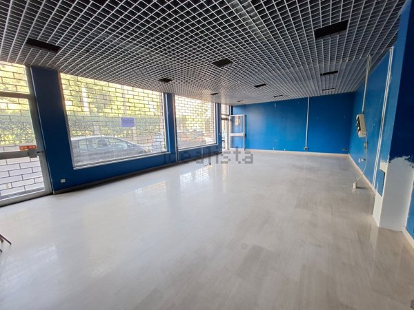 ufficio in vendita a Meda