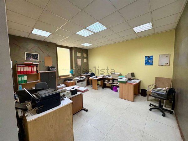 ufficio in vendita a Meda