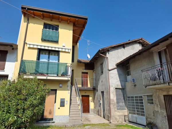 casa indipendente in vendita a Meda