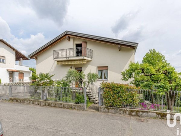 casa indipendente in vendita a Meda