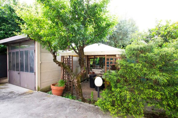 casa indipendente in vendita a Meda