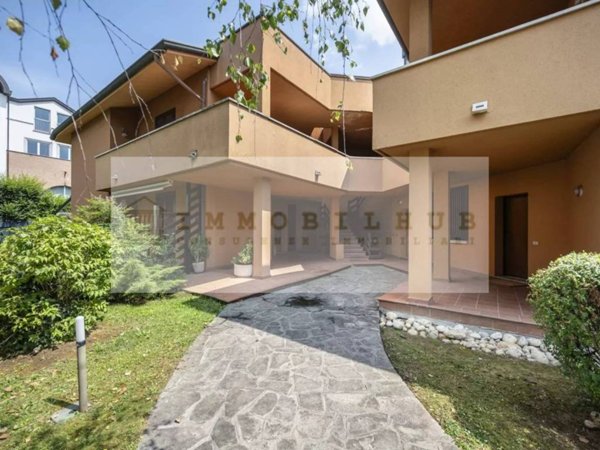 appartamento in vendita a Meda