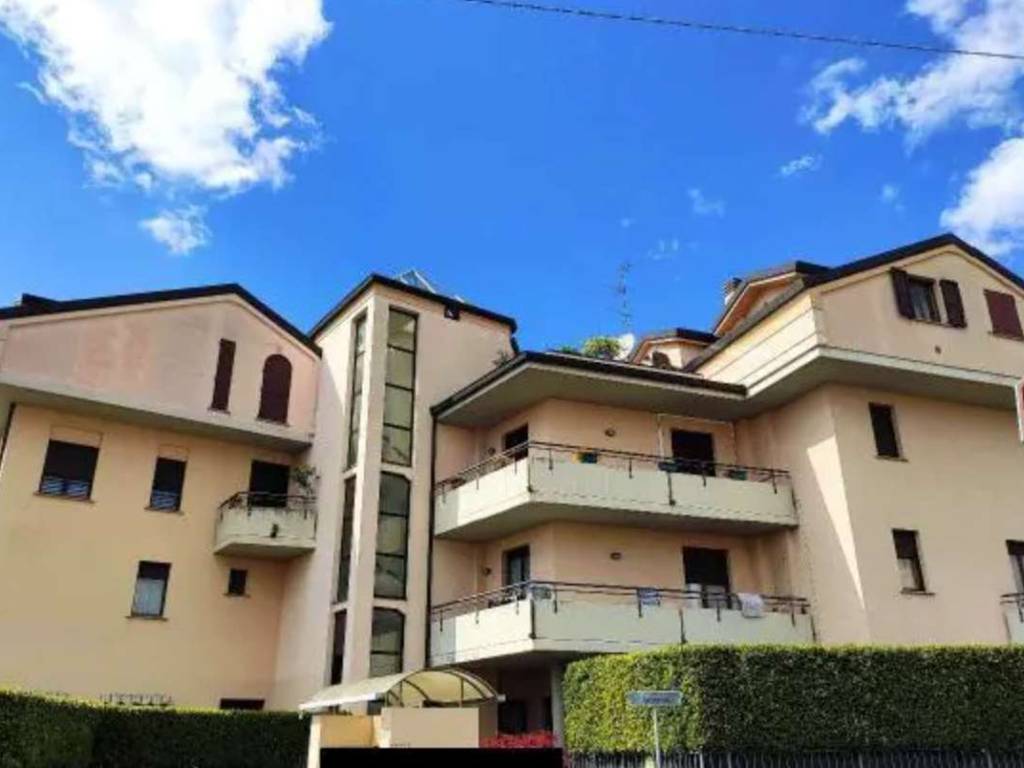 appartamento in vendita a Meda