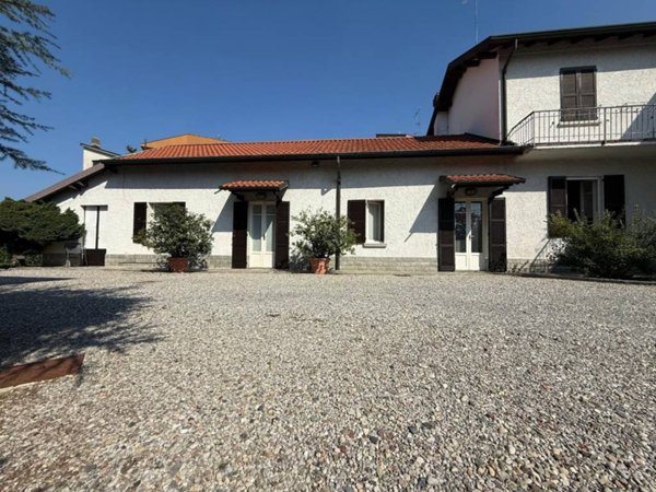 casa indipendente in vendita a Meda