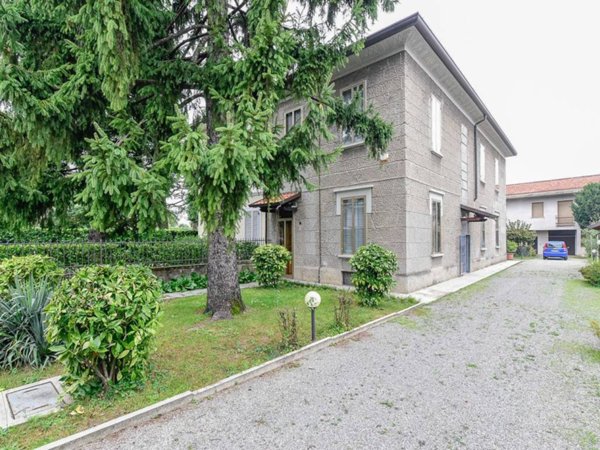 casa indipendente in vendita a Meda