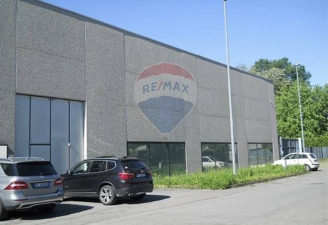 negozio in vendita a Meda