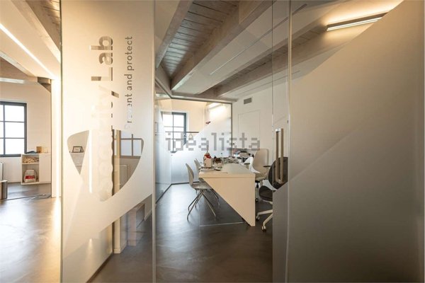 ufficio in vendita a Meda