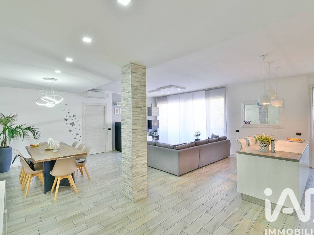 appartamento in vendita a Meda