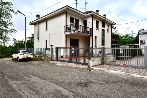 appartamento in vendita a Meda