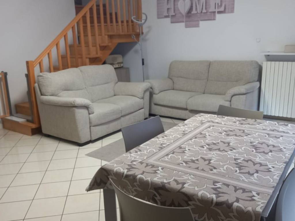 casa indipendente in vendita a Meda