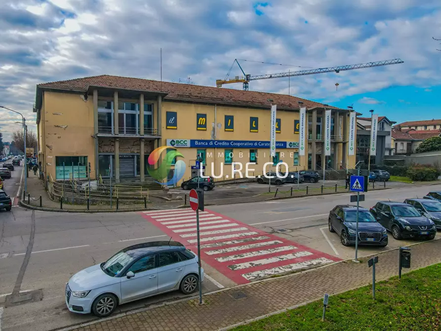 locale commerciale in vendita a Meda