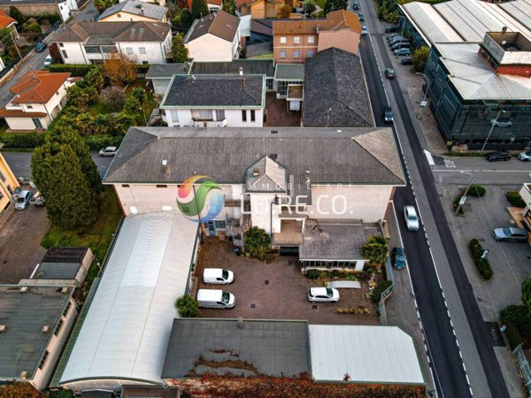 negozio in vendita a Meda