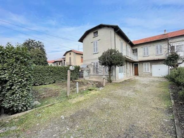 casa indipendente in vendita a Meda