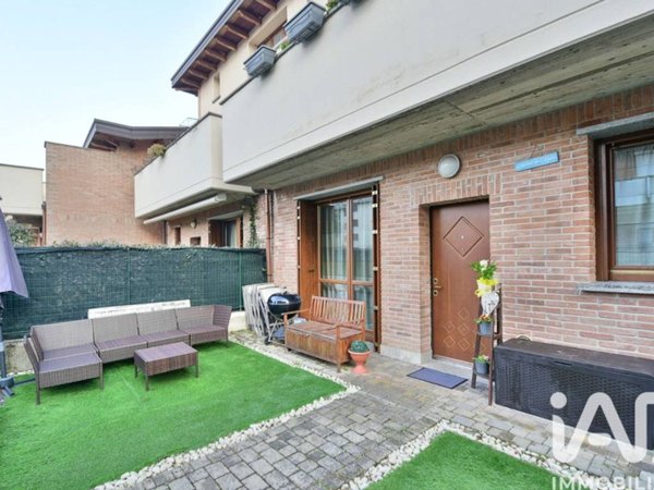 casa indipendente in vendita a Meda