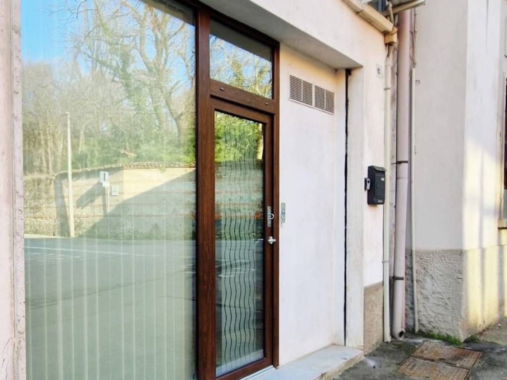 ufficio in vendita a Meda