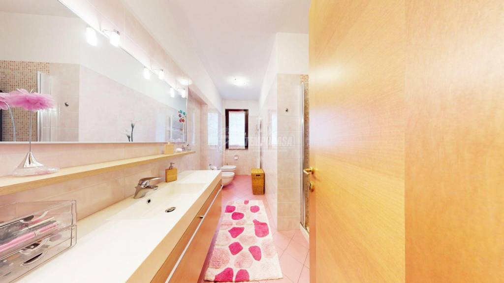 casa indipendente in vendita a Meda