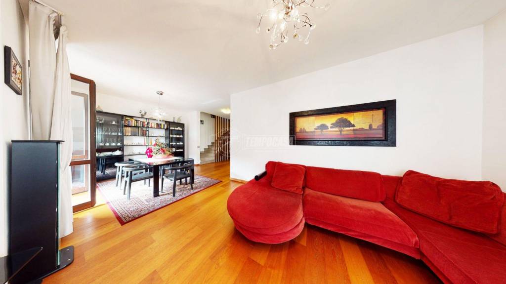 casa indipendente in vendita a Meda