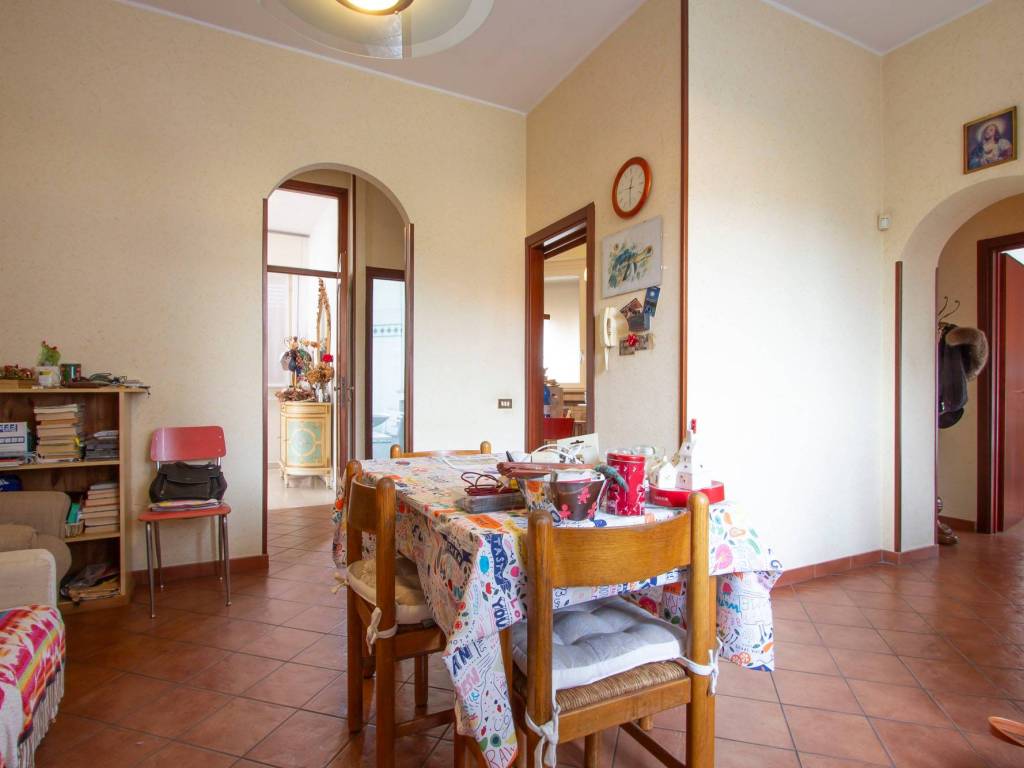 casa indipendente in vendita a Meda